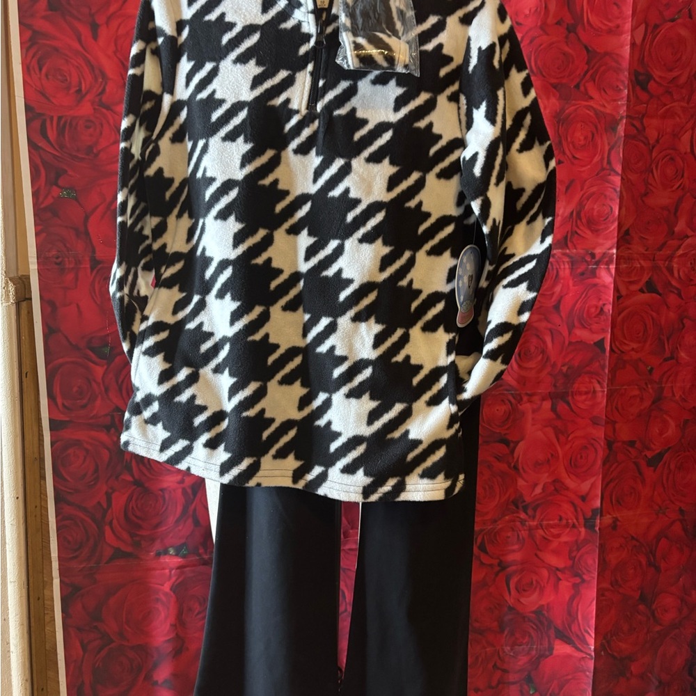 btween Black and White Houndstooth Set